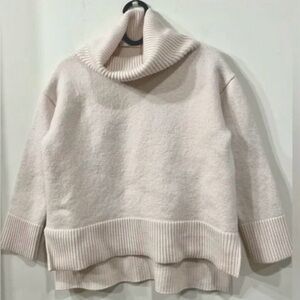 ARITZIA BABATON 100% merino wool oversized sweater, oatmeal (M)